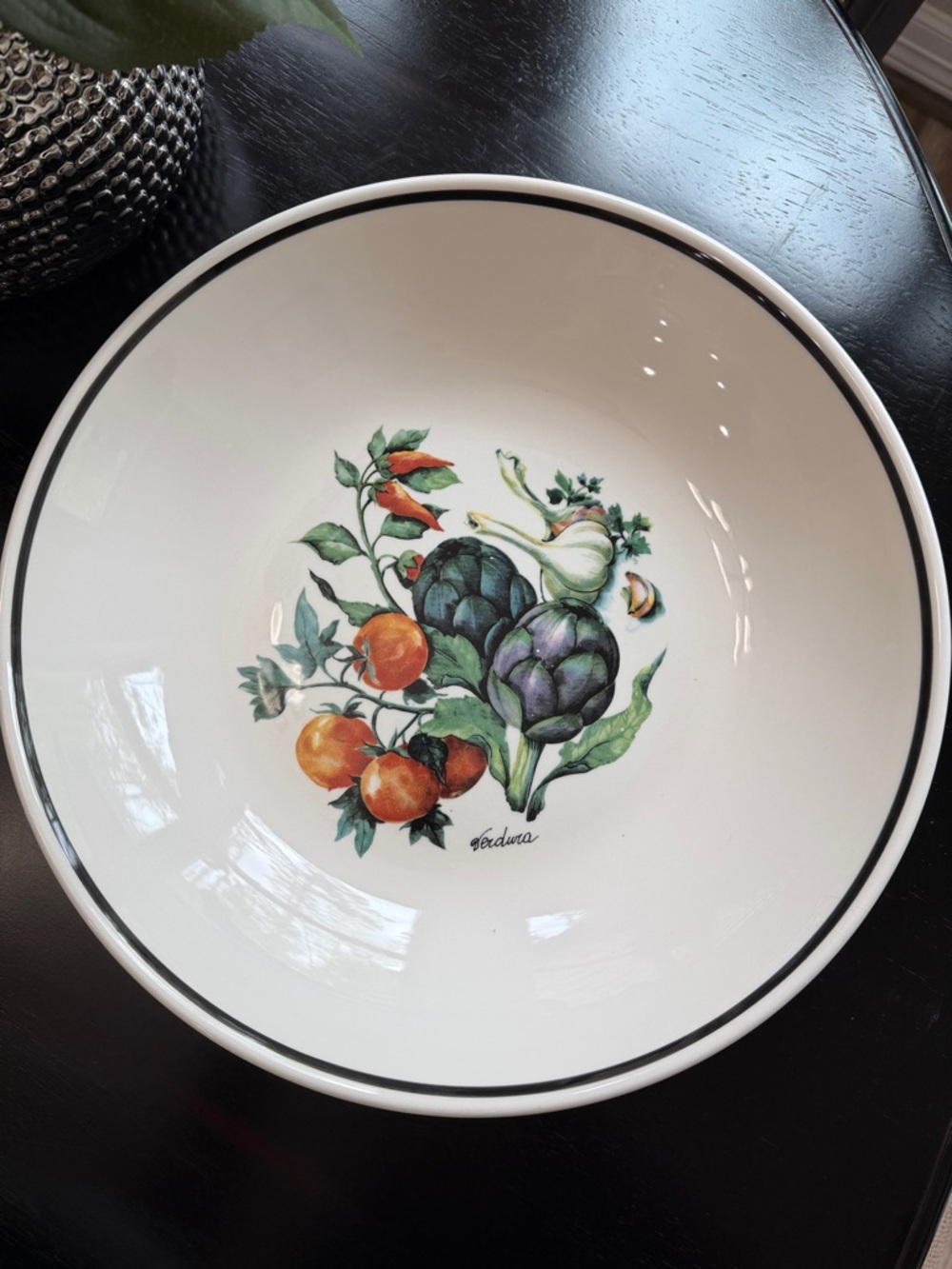 White Ceramic Fruit & Artichoke Serving Bowl 12.5” Verdura